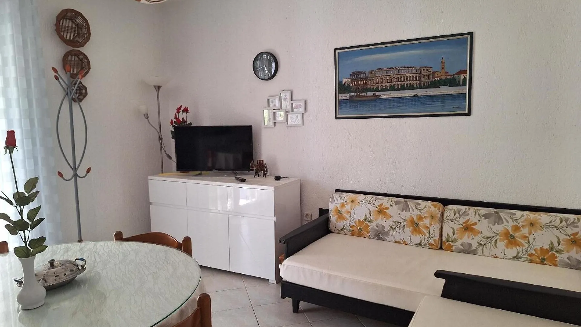 Ferienwohnung Fuer 4 Personen Ca 45 Qm In Valbandon, Istrien Istrische Riviera アパート